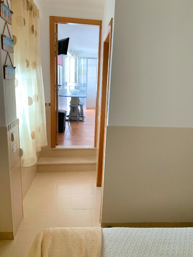 Duarte Houses - Casa T1 - Com Vista Mar ナザレ エクステリア 写真